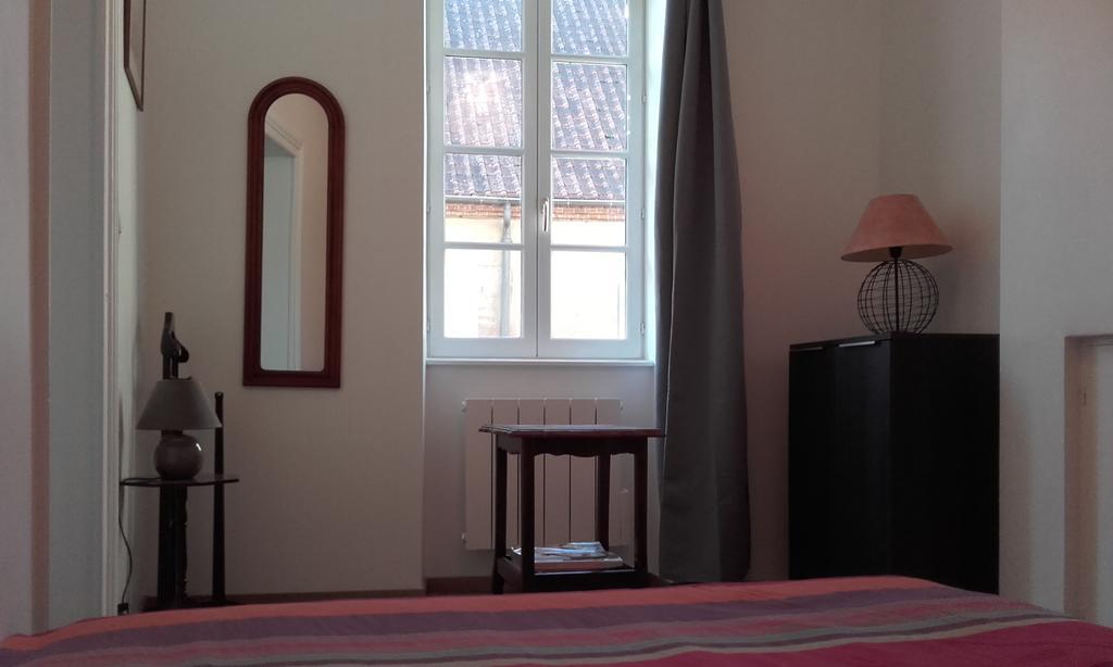 L'Appartement D'Aymar Moulins  Oda fotoğraf